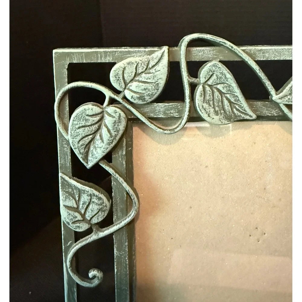 Unbranded vintage inspired